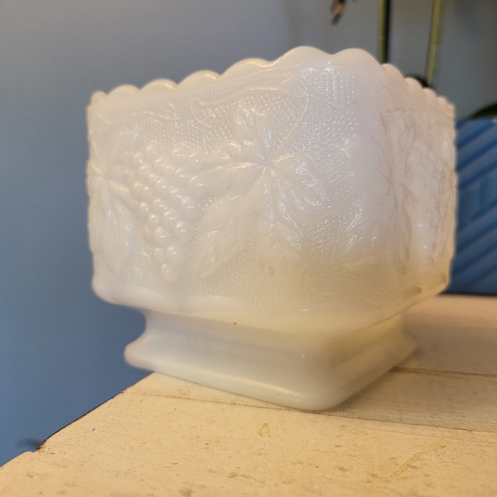 Achor Hocking Square Grape Milk Glass Footes Planter or Decor Dish